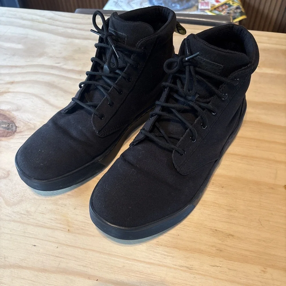 Dr. Martens Cairo Canvas Chukka Boots Men's Sz 10 AW004 Black Very Good Cond.